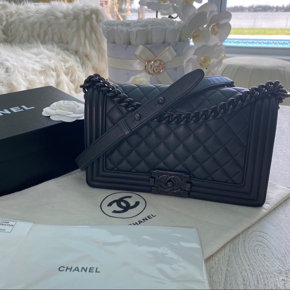 Chanel So Black Boy Bag sz Medium - Picture 8 of 15